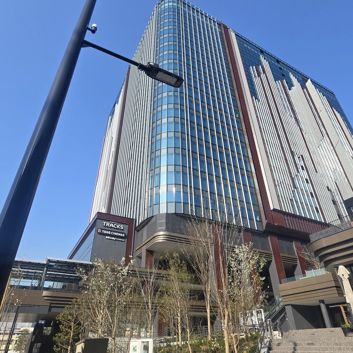 dongwoninflu's tweet photo. 【OIMACHI TRACKS】商業施設
東急大井町駅の近くにある大井町トラックス2026年3月28日オープンするよ
JR東日本の大きなプロジェクト
レストランや映画館まで？
みんな行ってみてね
詳細⬇️
https://t.co/G1Ea6pT8gy
📍東京都品川区広町2丁目1−1 https://t.co/r5K70fWu2H