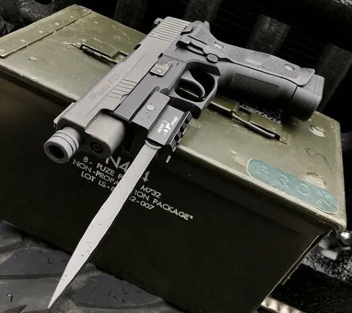 Doc Strangelove tweet media