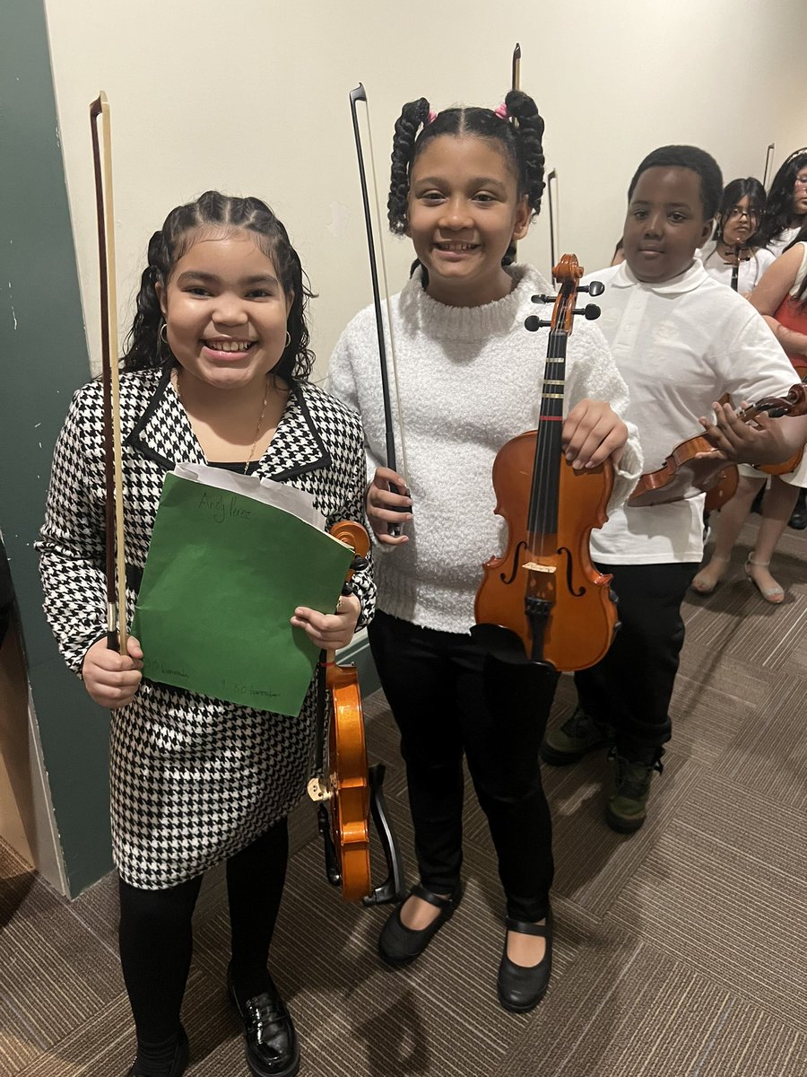 Crystal Hernandez tweet media