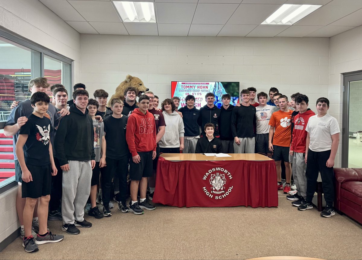 JHohn10's tweet photo. Not only got to celebrate @tommy_hohn 18th birthday, but also his @WalshUFootball signing!  Thank you @WHSgrizzliesFB for one heck of a ride, looking forward to the next level!! https://t.co/uVtNffpCjl