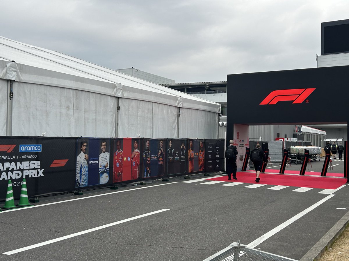 キャメル tweet media