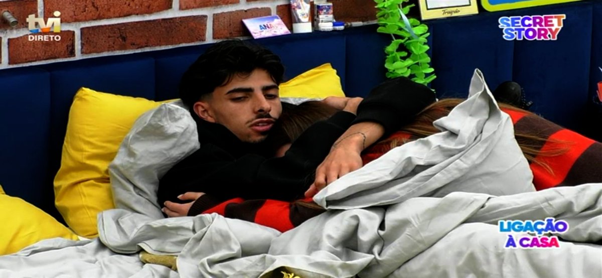 Cris 🥂🎍🔥 tweet media