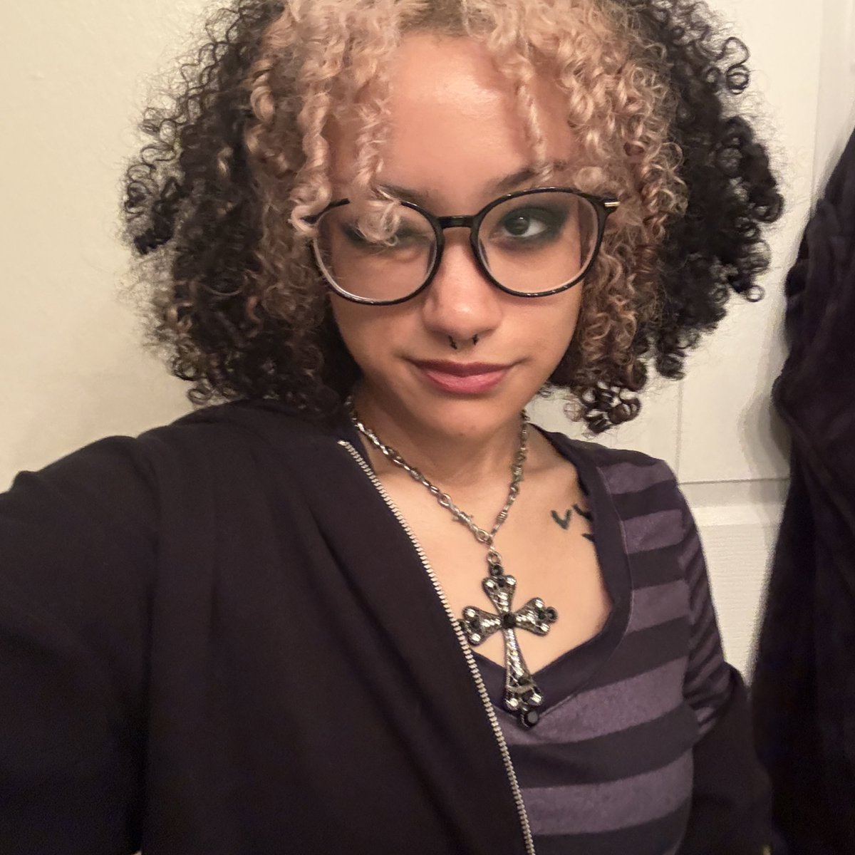 vampi .⋆♱ tweet media