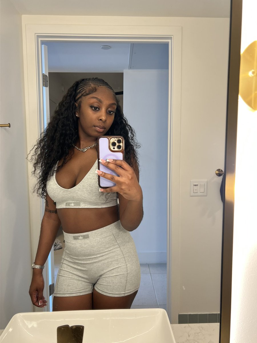 Listen listen I love Miami🥹
