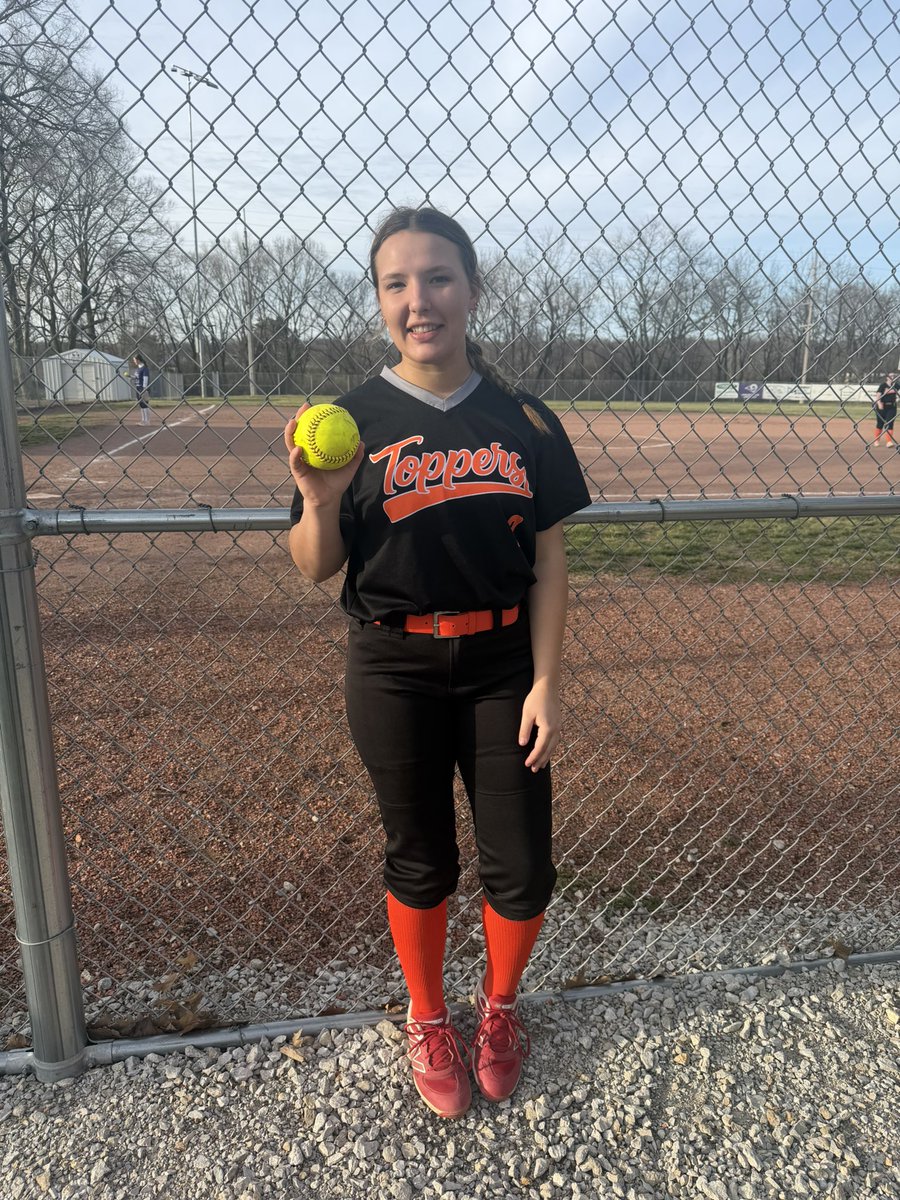 Lainey Lessman tweet media