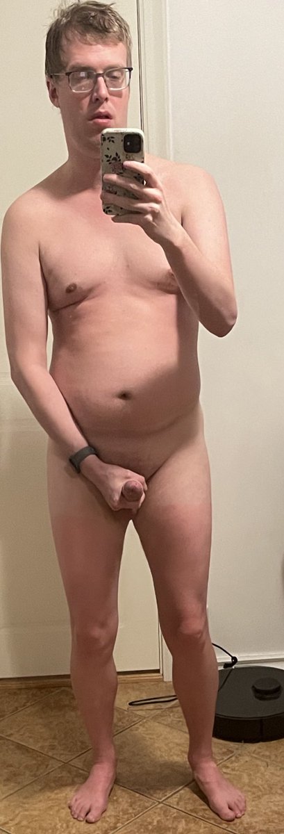 BFeet93's tweet photo. I’ve got a serious hard cock, while I’m being a naked nerd https://t.co/AYUcMny1Tw