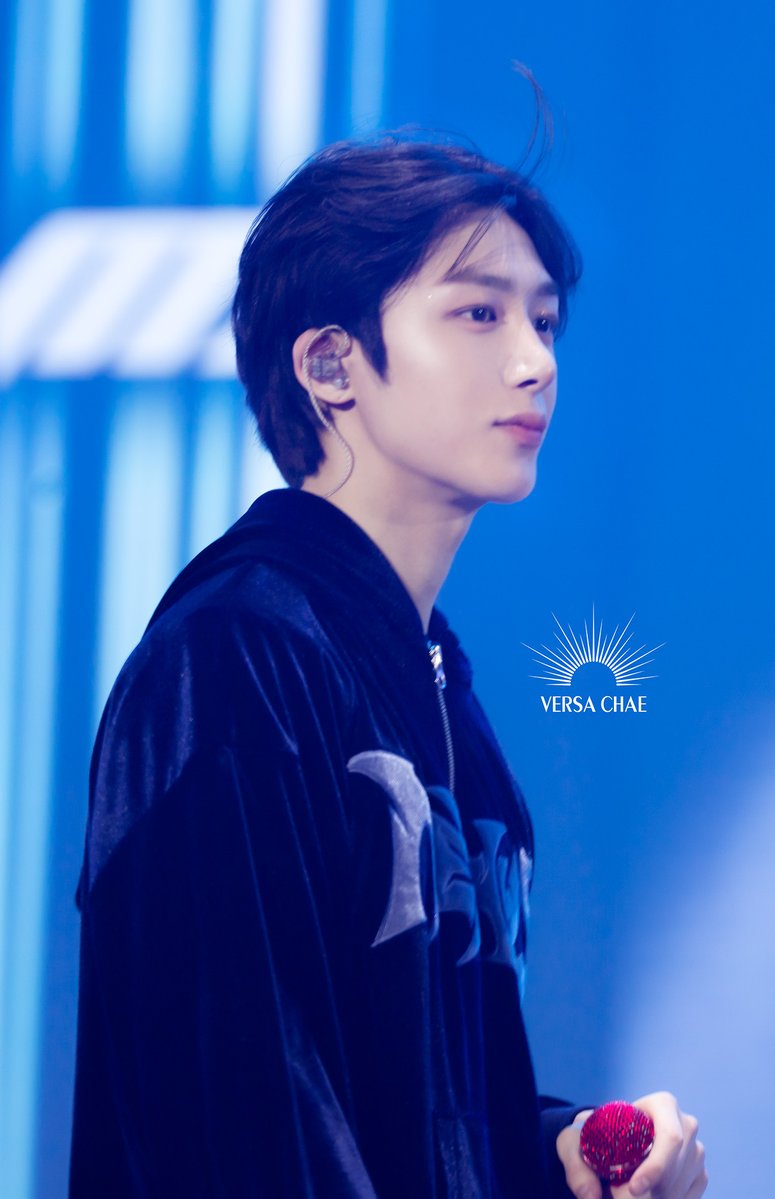 베르사채 tweet media