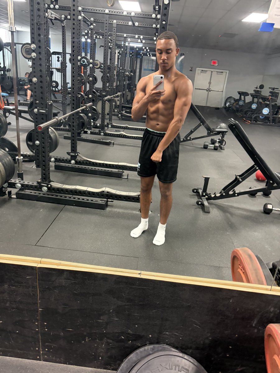 Braylon Lies tweet media