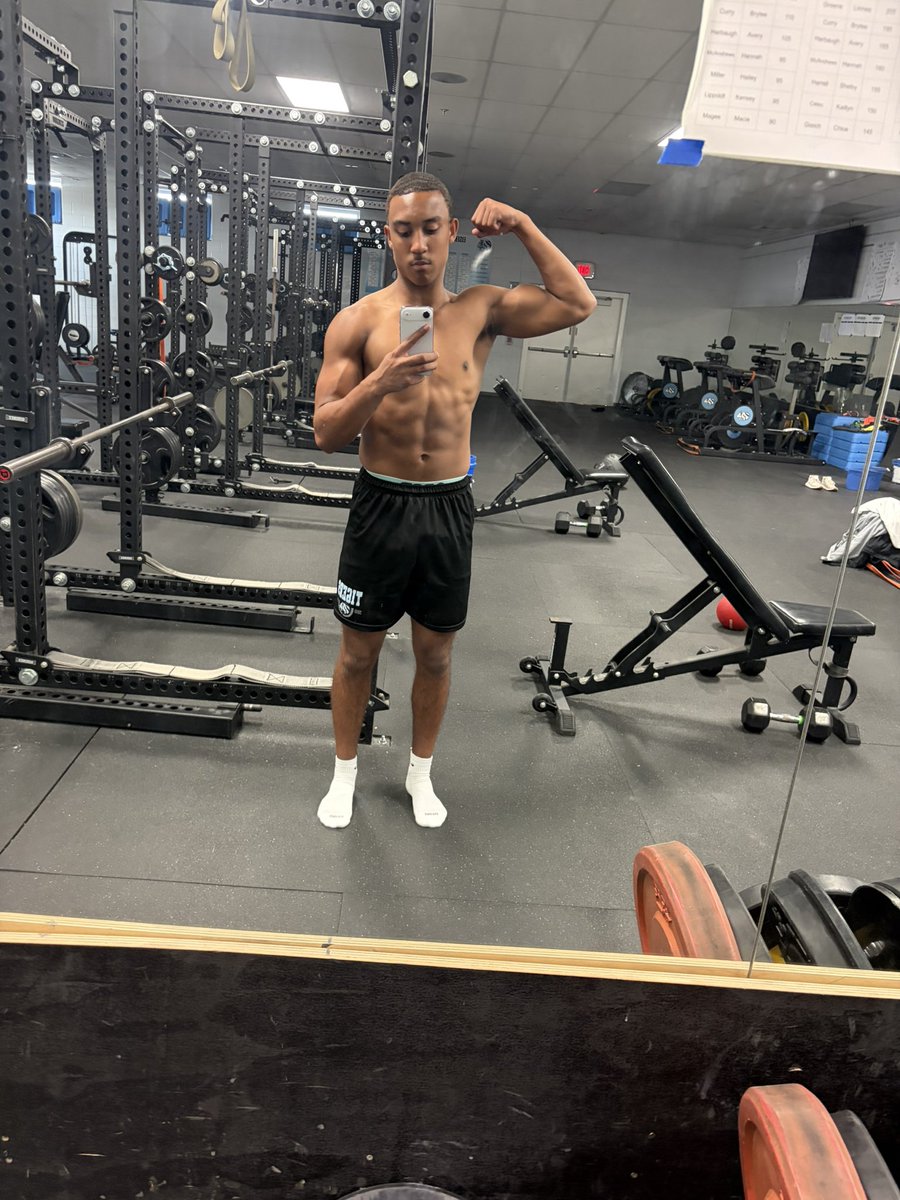 Braylon Lies tweet media