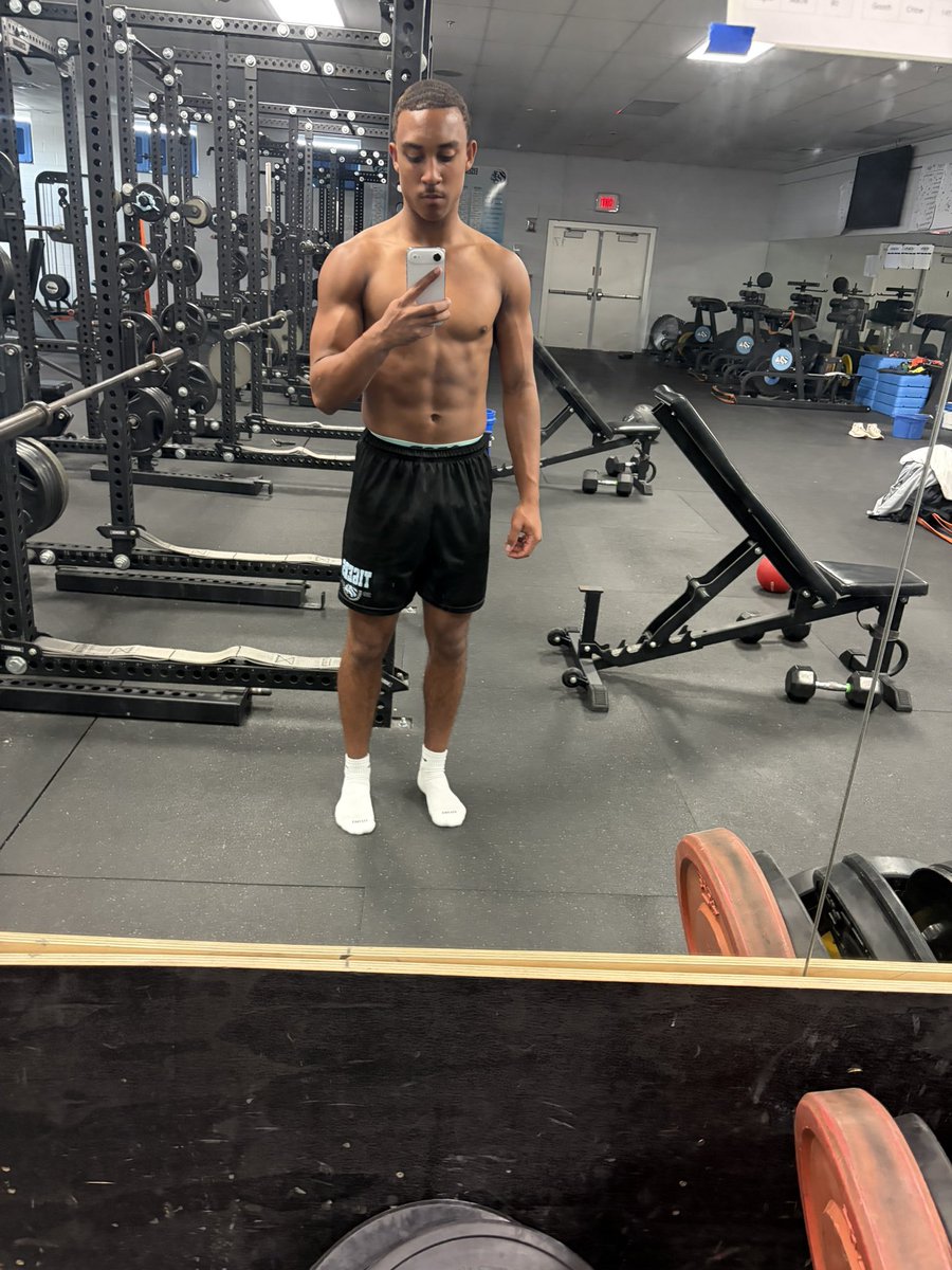 Braylon Lies tweet media