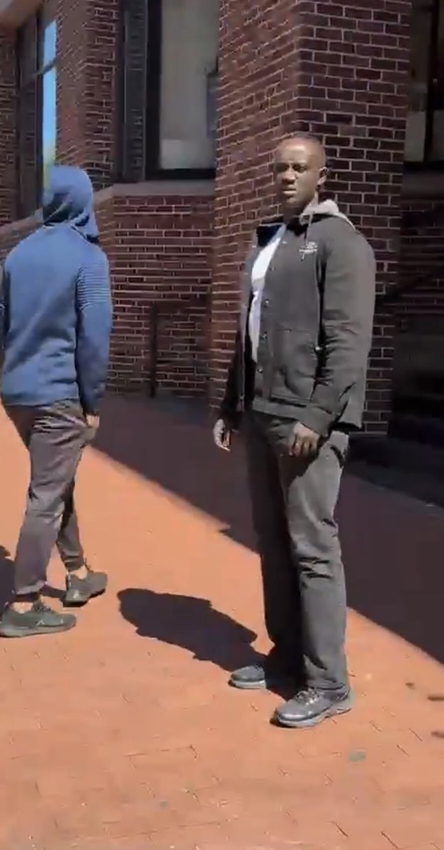 Gisubizoemilie's tweet image. Les criminels démasqués.
#killingmachine vise madame Nyakeru, première dame de la RDC.