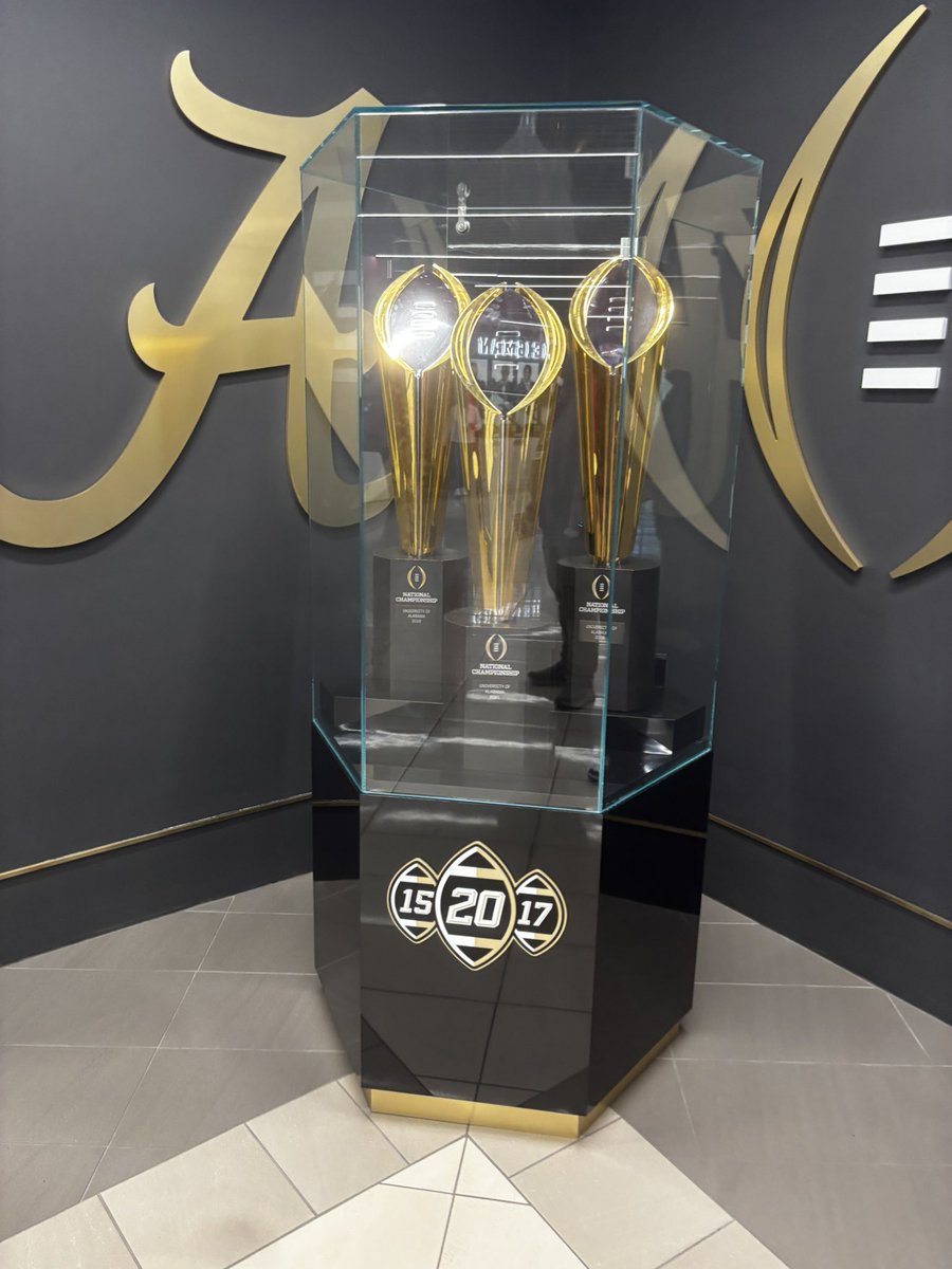 🐺Trace Ott tweet media