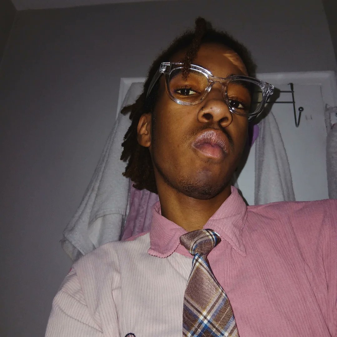 S☆RIS 🎧 tweet media