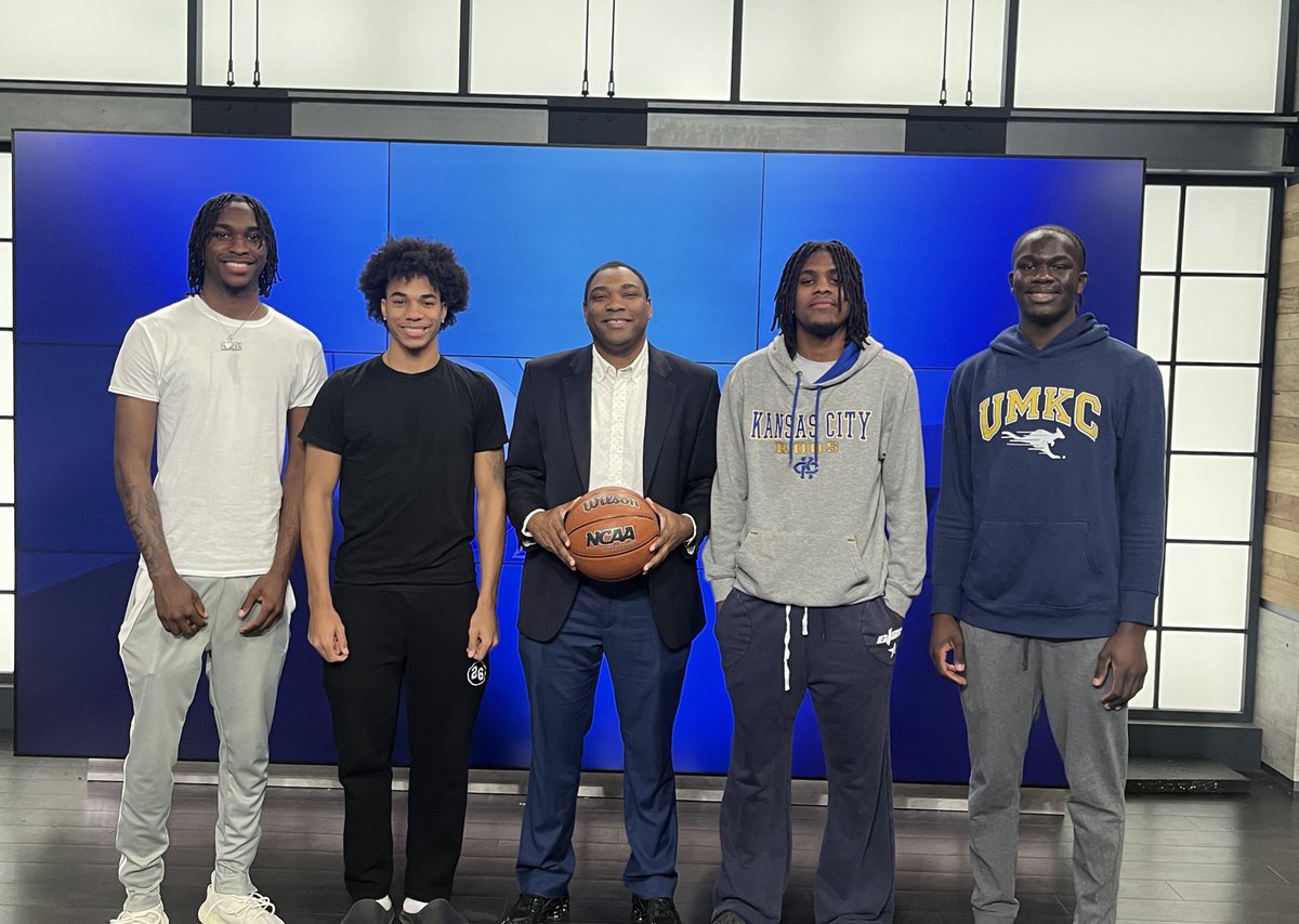Great discussion with Cam Love (<a href="/Cam_Love0/">Cameron love</a>) Sam Simmons (<a href="/samsimmonsjr/">Sam (Deuce) Simmons Jr</a> ) DJ Jackson (<a href="/SauceGod2026/">Derrick Jackson Jr</a>) and Josh Kori (<a href="/JoshKori4/">Joshua Kori</a>) .. 3 future #RooUp commits and a future Richmond Spider. On College and representing KC on <a href="/fox4kc/">FOX4 News Kansas City</a> Sports Night at 11!