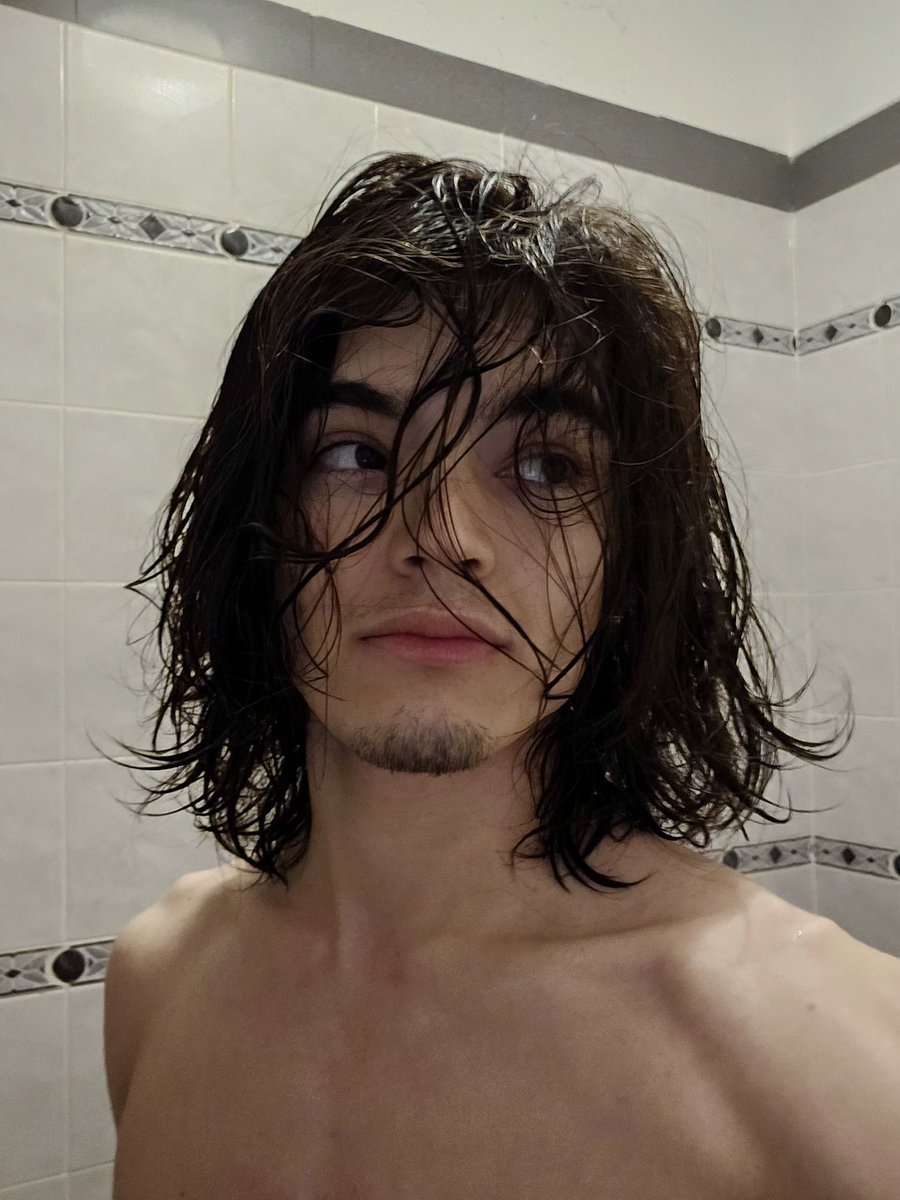 サンテイアゴ tweet media