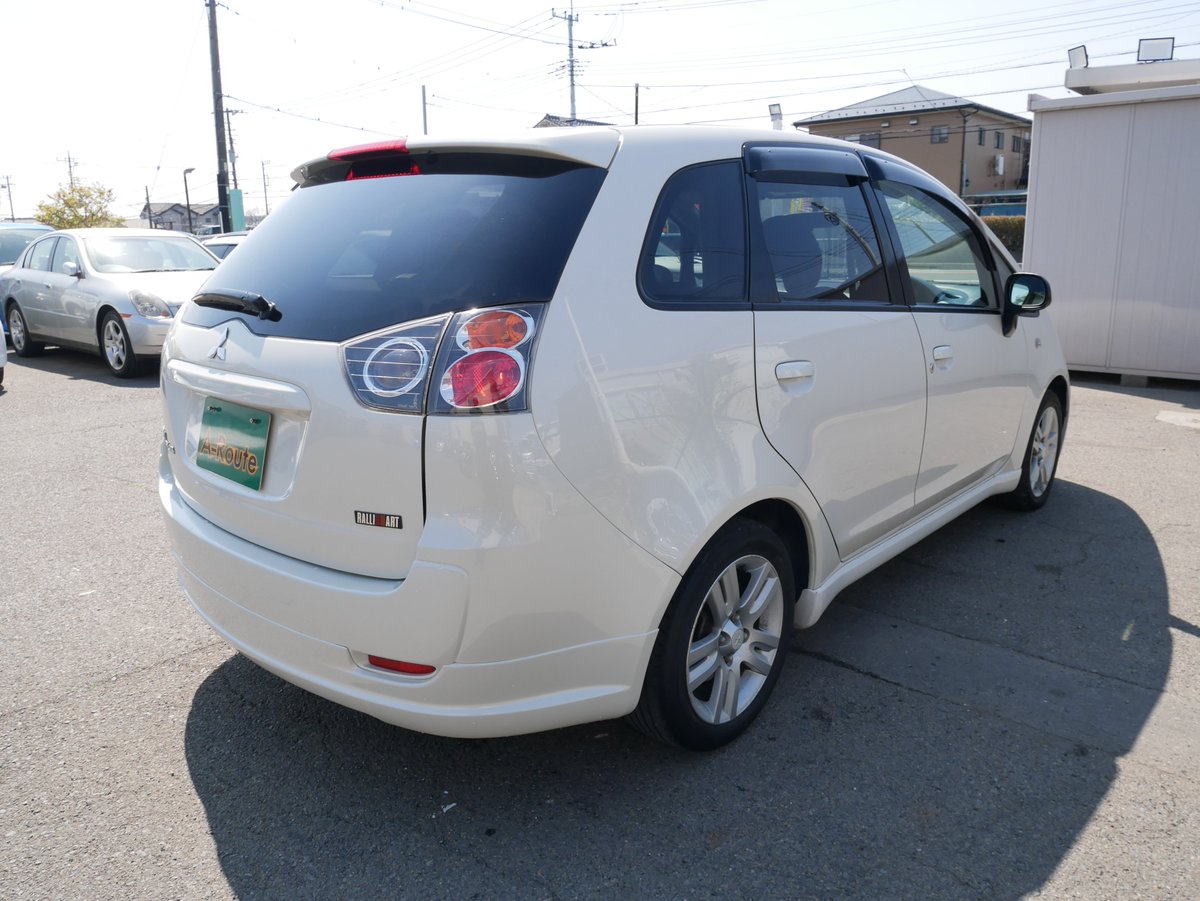 エールート tweet media