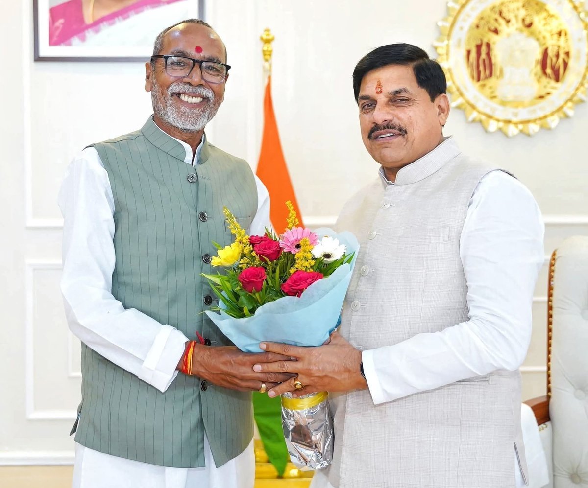 मध्य प्रदेश के यशस्वी मुख्यमंत्री माननीय डॉ मोहन यादव जी को जन्मदिन की हार्दिक शुभकामनाएं।

आपके नेतृत्व में प्रदेश लगातार प्रगति की राह पर आगे बढ़ रहा है। आपकी कार्यशैली और जनसेवा के प्रति समर्पण हम सभी के लिए प्रेरणादायक है।
ईश्वर से आपके उत्तम स्वास्थ्य, दीर्घायु और निरंतर