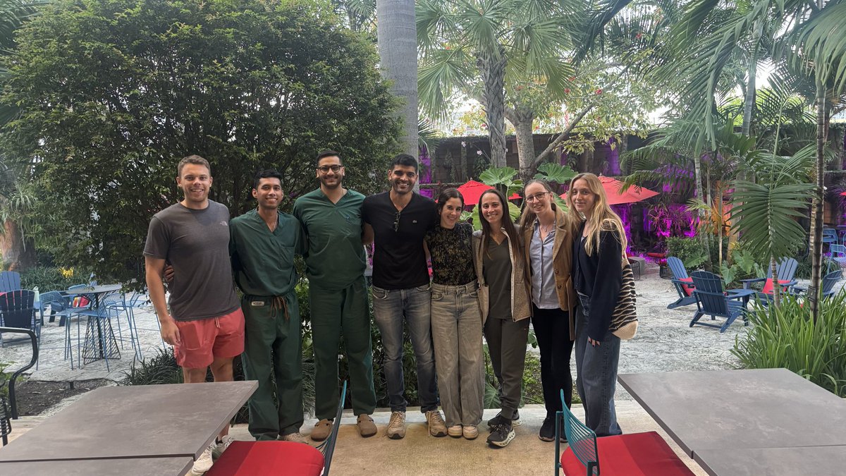 AshishHShah4's tweet image. Team science at its best :) proud to host our @NCICancerCtrl @NIH_NINDS collaborators this week who are helping develop some exciting CAR-T work  for #GBM @UMneurosurgery @SylvesterCancer @um_svilab
