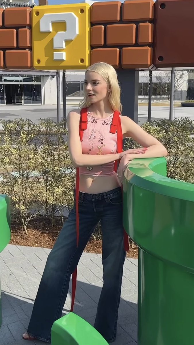 best of anya taylor-joy tweet media