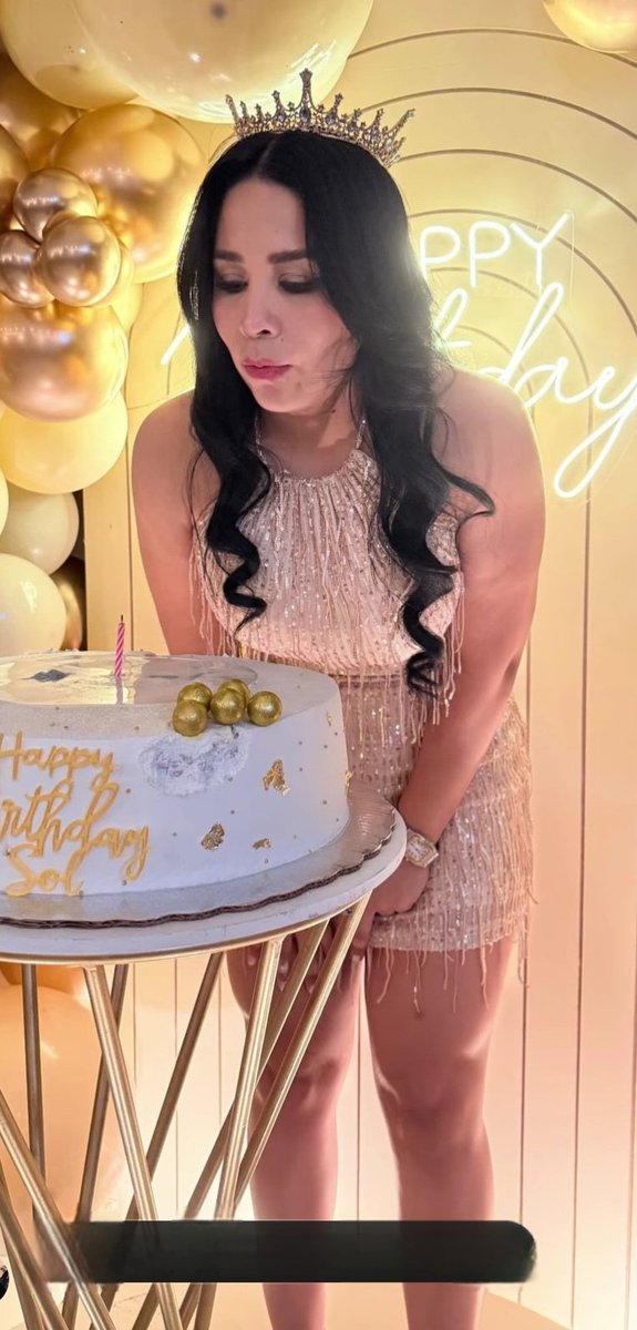 Nuestra belleza 200k💙 tweet media