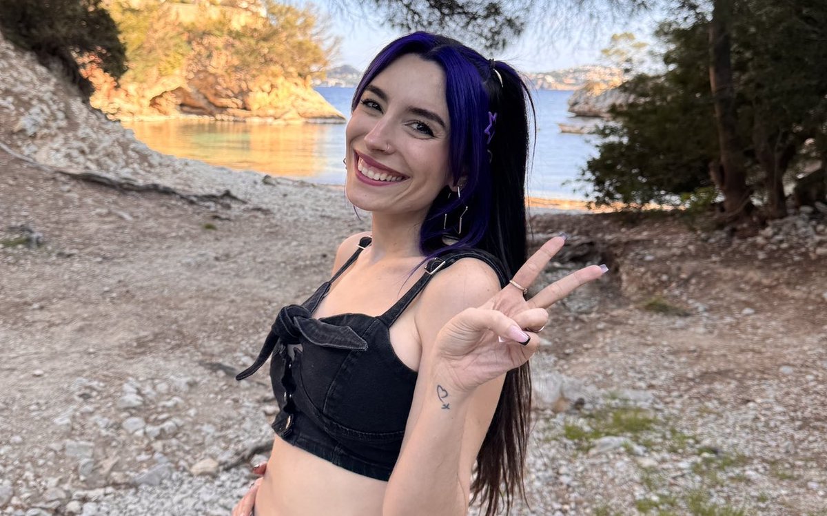 Lyna Charts tweet media