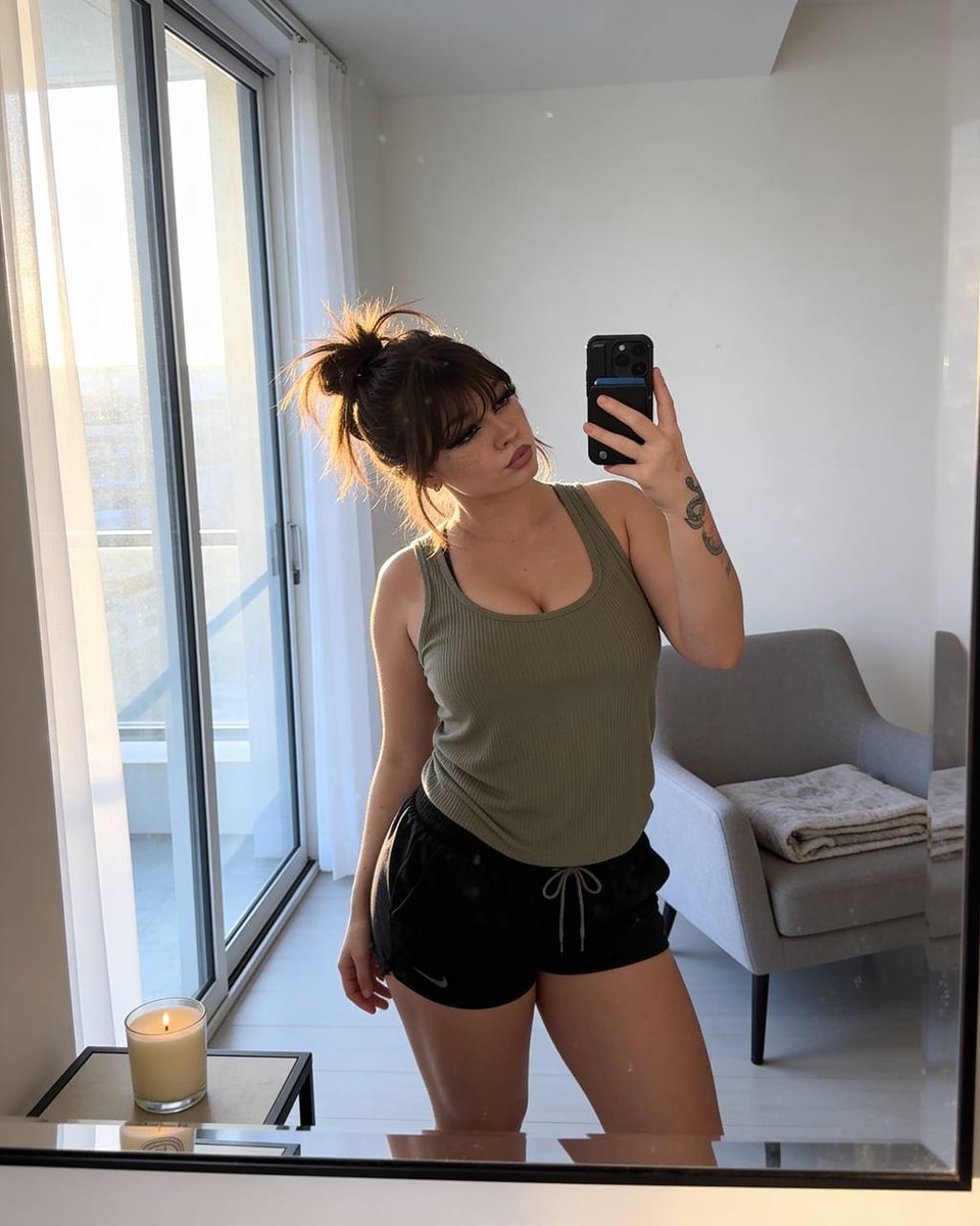 RunaMoonsSecret's tweet photo. Time to relax😘 https://t.co/EWiIZEvyGL