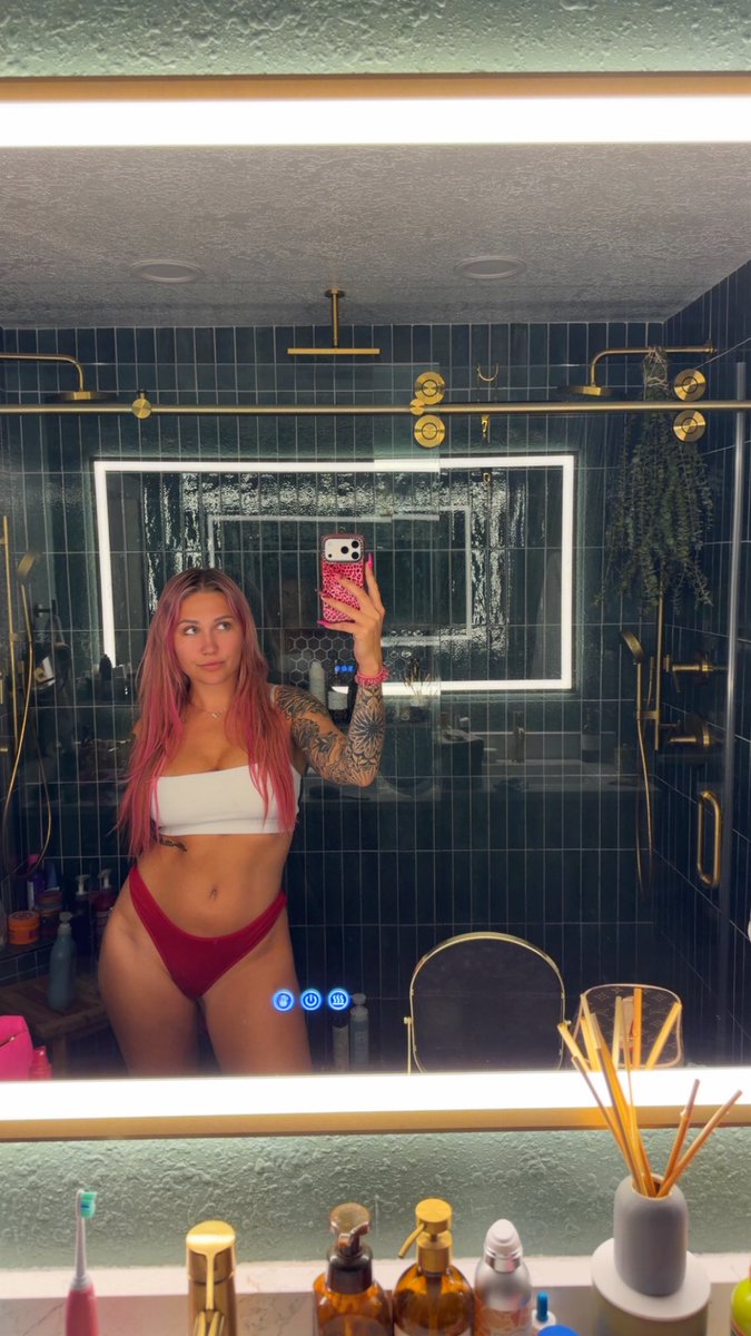 cornbread Bitch tweet media