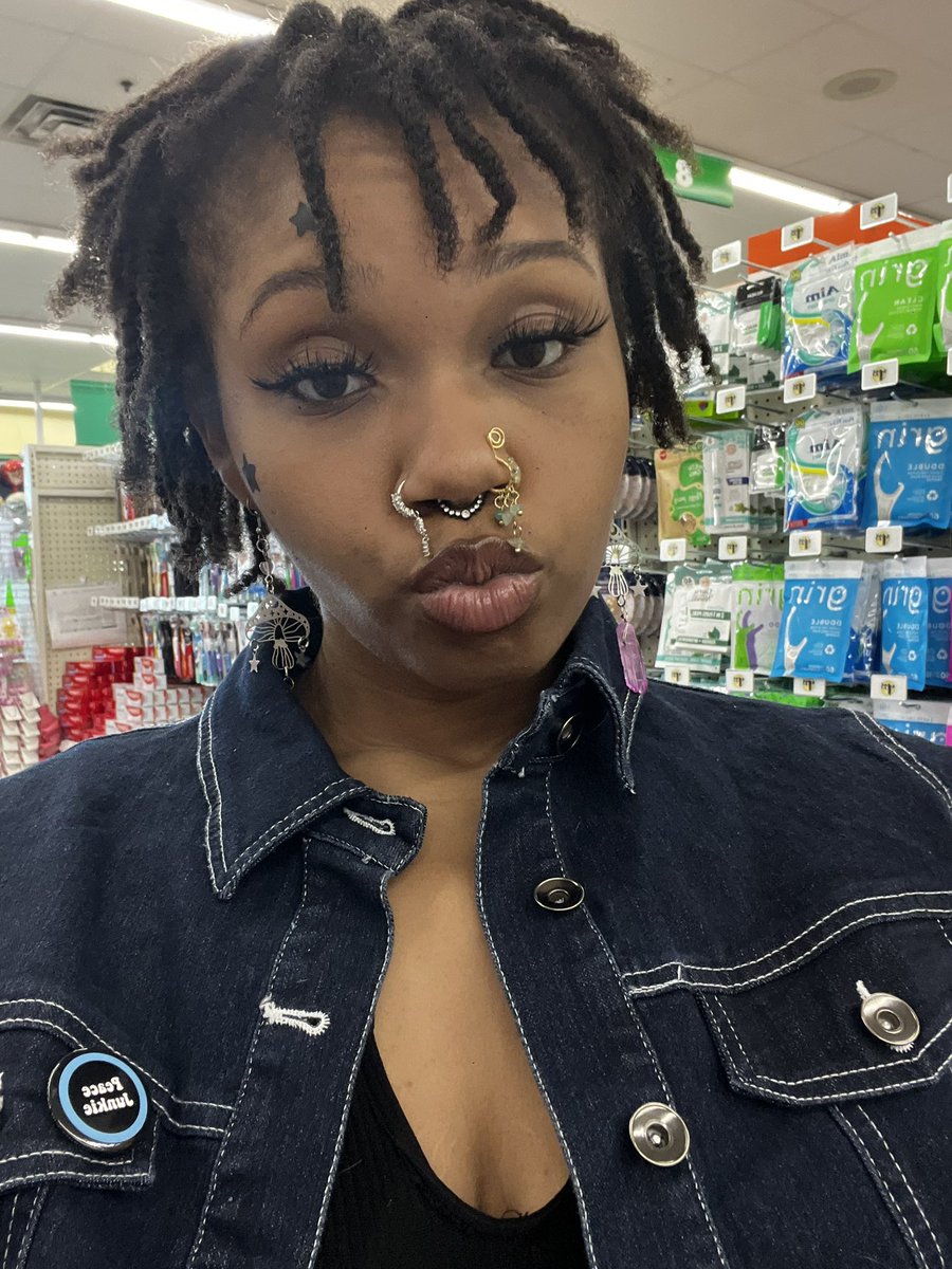 Your Favorite Moka tweet media