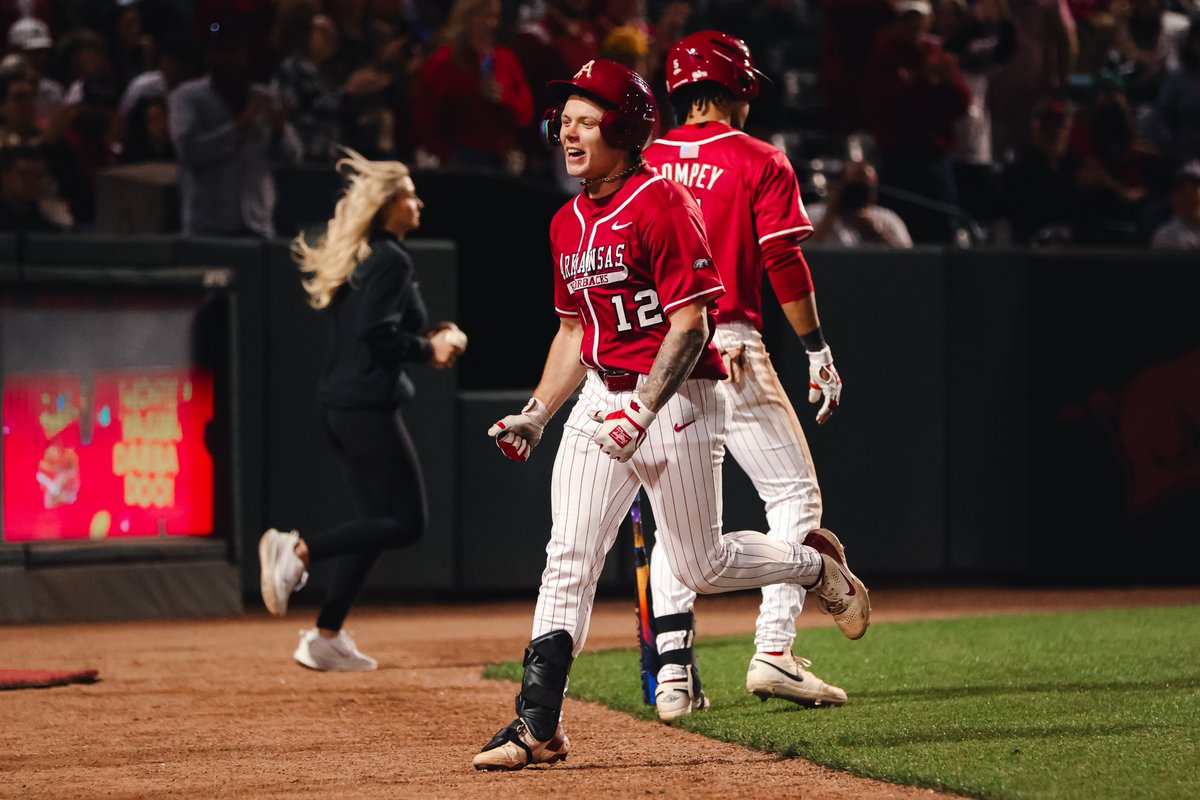 Arkansas Baseball tweet media