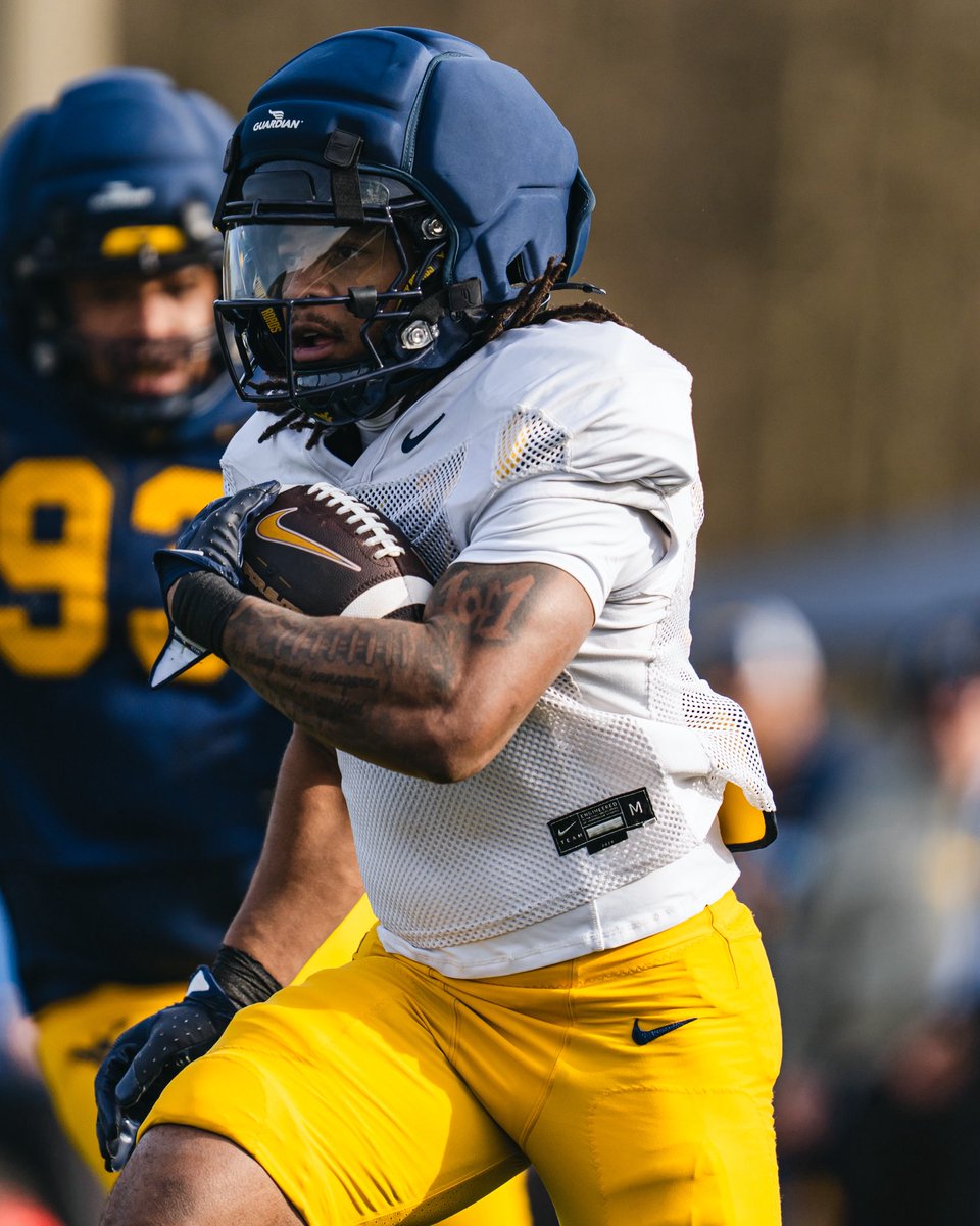 West Virginia Football tweet media