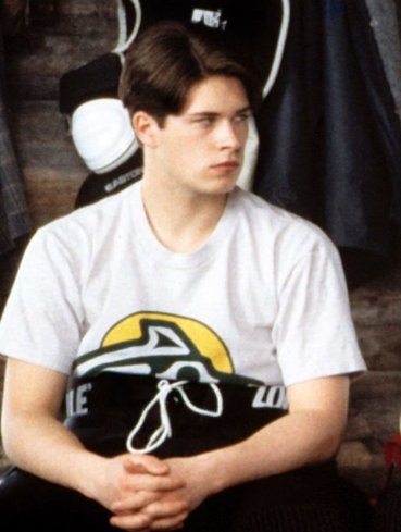 helloitisandrew's tweet photo. @JamesJohnsonYYC @miketgould I always see Stevie Weeks from "Mystery, Alaska" https://t.co/HNxliwMJwT