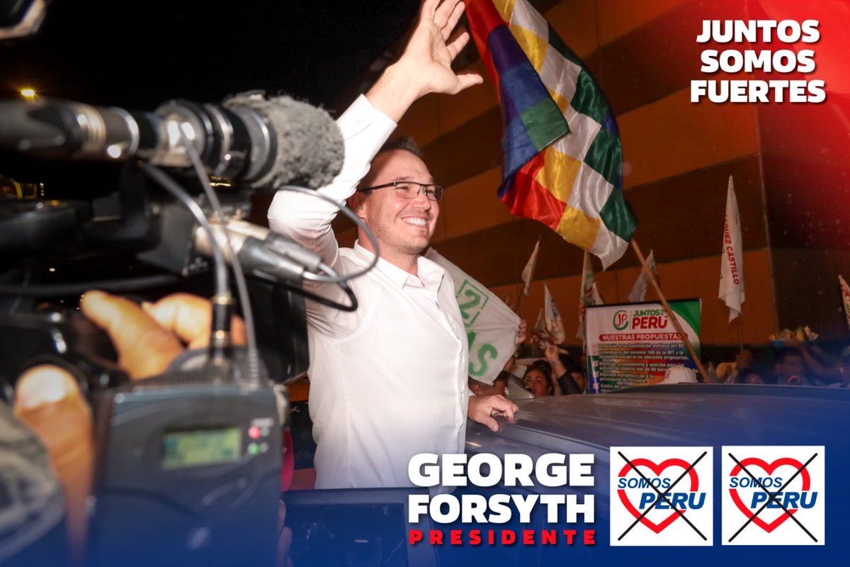 George_Forsyth's tweet photo. Hoy llego al debate con la convicción firme que el Perú no puede esperar más 🇵🇪

Vengo a hablar claro, sin vueltas, con propuestas concretas para recuperar la seguridad, ordenar el país y devolverle la esperanza a cada familia. https://t.co/ZWMFpmx2e2