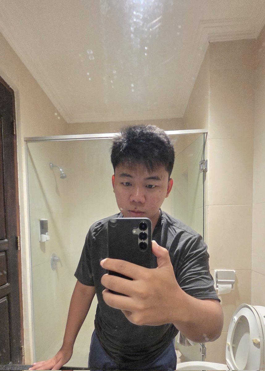 Babay 🎄 tweet media