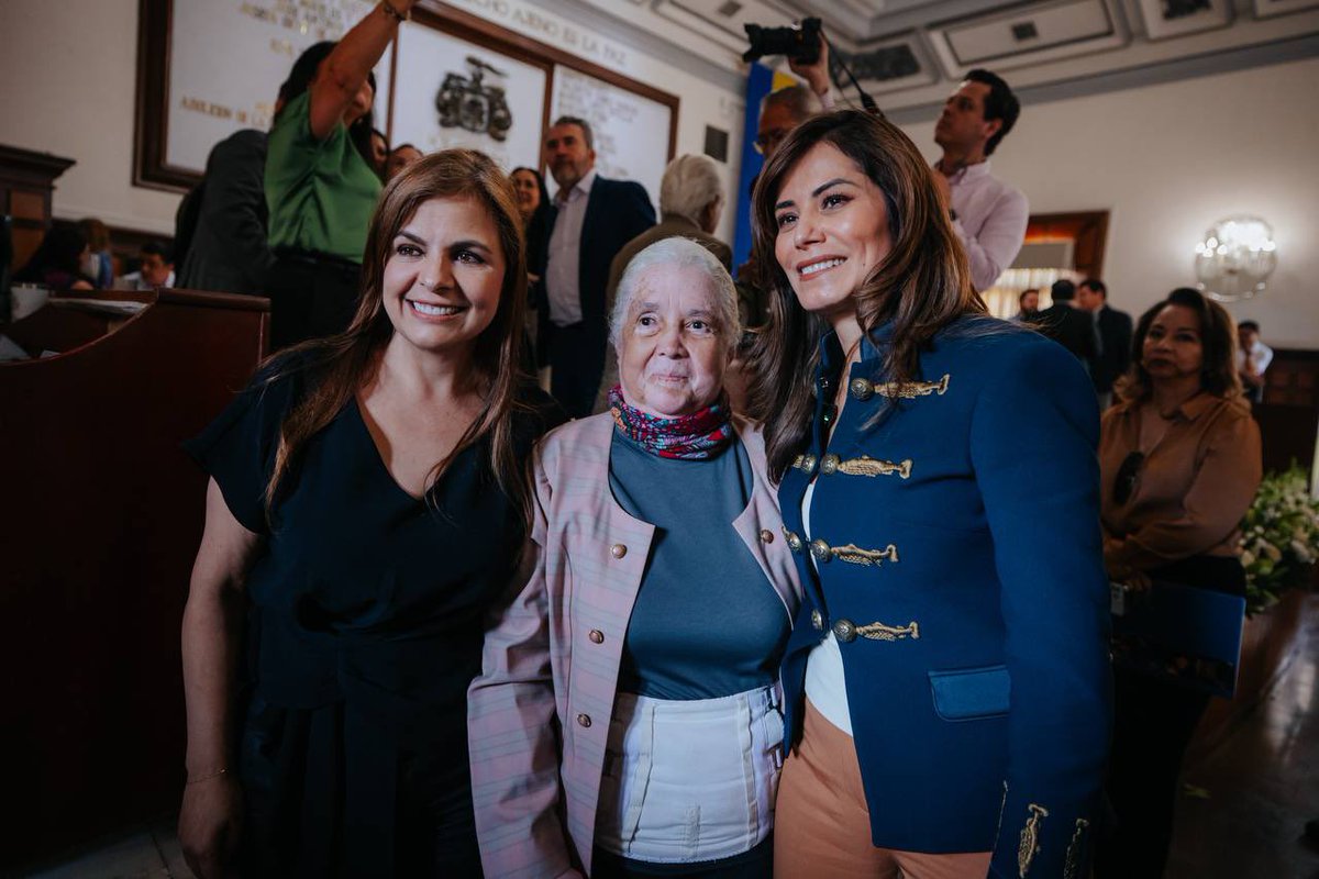 Becky Reynoso tweet media