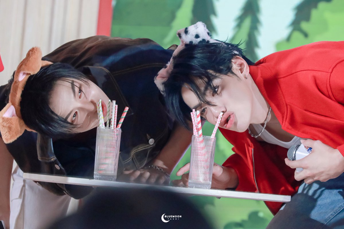 🌙ʙʟᴜᴇᴍᴏᴏɴෆ. ෆ⃛ || 🎸🌱🏒 tweet media