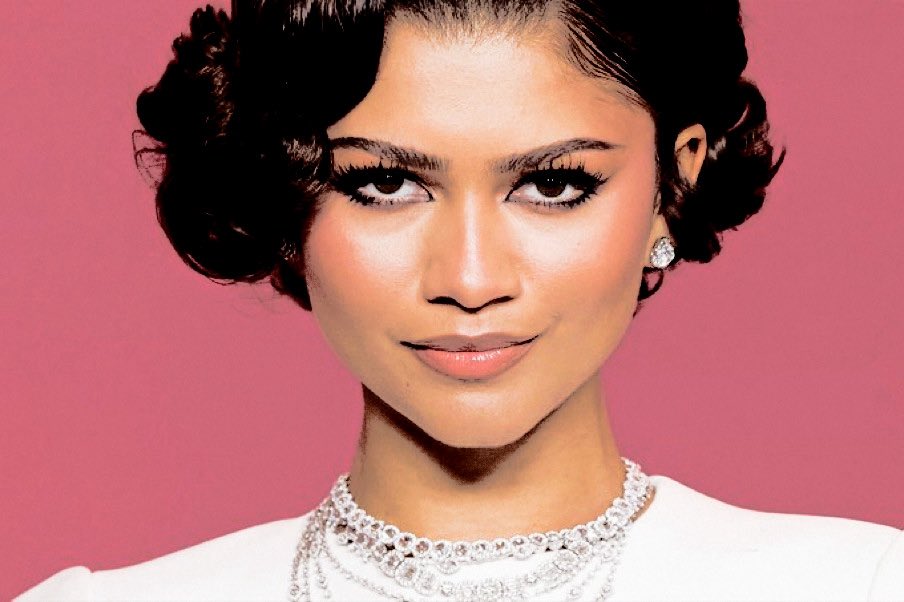 ℳ𝑖𝑠𝑠 ℰ𝑠𝑝𝑜𝑠𝑖𝑡𝑜. tweet media