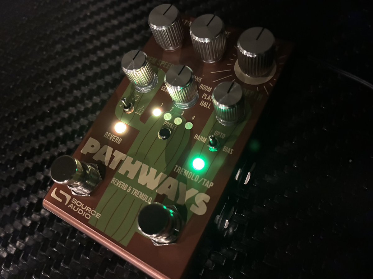 okada_inc's tweet photo. 【#SOURCEAUDIO 情報】
新製品「PATHWAYS」まもなく入荷!
幻想的で解像度の高いREVERB&TREOLOには、ECHOのアルゴリズムも搭載されており、ワンアクションで残響音ホールドも可能。
シンプルで扱いやすい実用的な空間系ペダルをお探しの方に一押しです。
https://t.co/V8UfgNfIQn https://t.co/aH5pqO2xvc