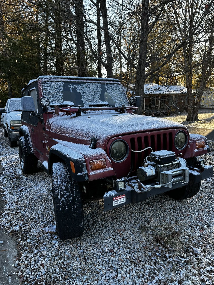 jeff benzos tweet media