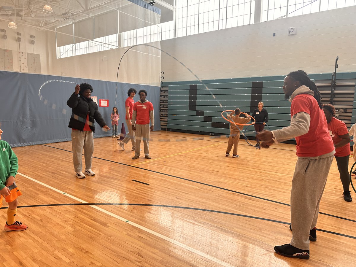 Sara Coon tweet media