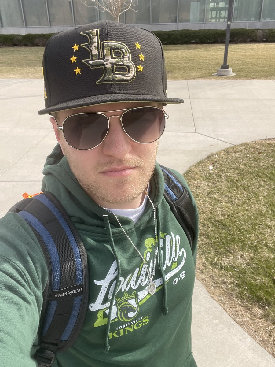 Andrew Bumps tweet media