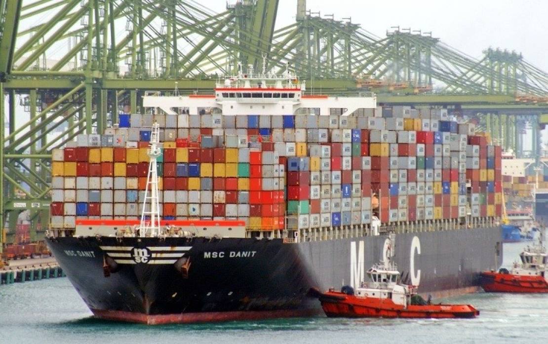 NEW | Egyptian Port Used to Supply Israel’s Attacks

The MSC Danit, carrying a shipment of military-grade steel from India intended for the Israeli occupation, docked at Egypt’s Port of Abu Qir on Monday, 23 March. 

The shipment, part of a larger series totaling over 5,000 tons
