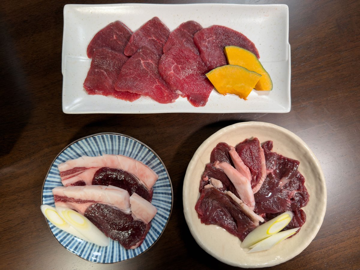 gibierto_jp's tweet photo. ＼鹿の脂がこんなに甘いなんて／

自分で焼いてすぐ食べる。焼きたての鹿の脂を味わえるジビエ焼き肉屋さん「函館焼肉 喜美（きび）」を取材しました。

🗾北海道函館市

https://t.co/zHgnovMdlA https://t.co/YA3mh4OMMv