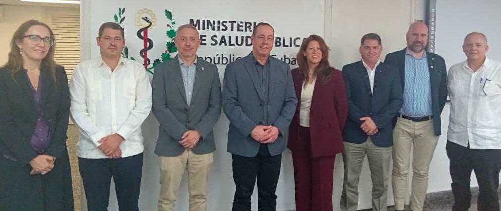 🇨🇺 En diálogo con miembros de la delegación regional del Comité Internacional de la Cruz Roja que visita #Cuba, ambas partes reiteramos la voluntad de fortalecer las buenas relaciones que nos unen.
Explicamos medidas del Sistema Nacional de #Salud para superar la actual etapa.