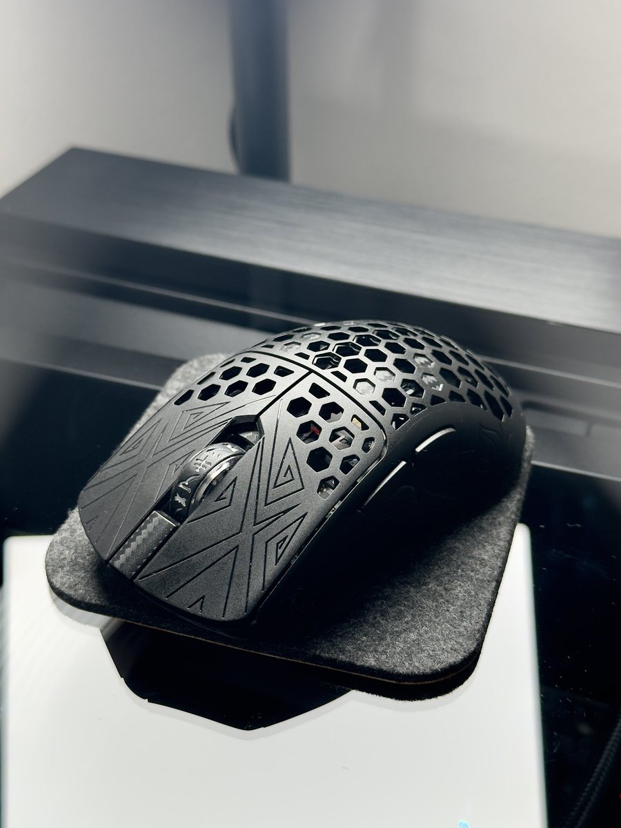 𝙨𝙢𝙧𝙞 tweet media