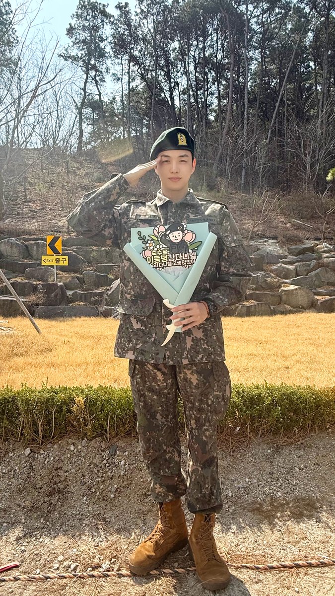 강다니엘(KANGDANIEL) tweet media