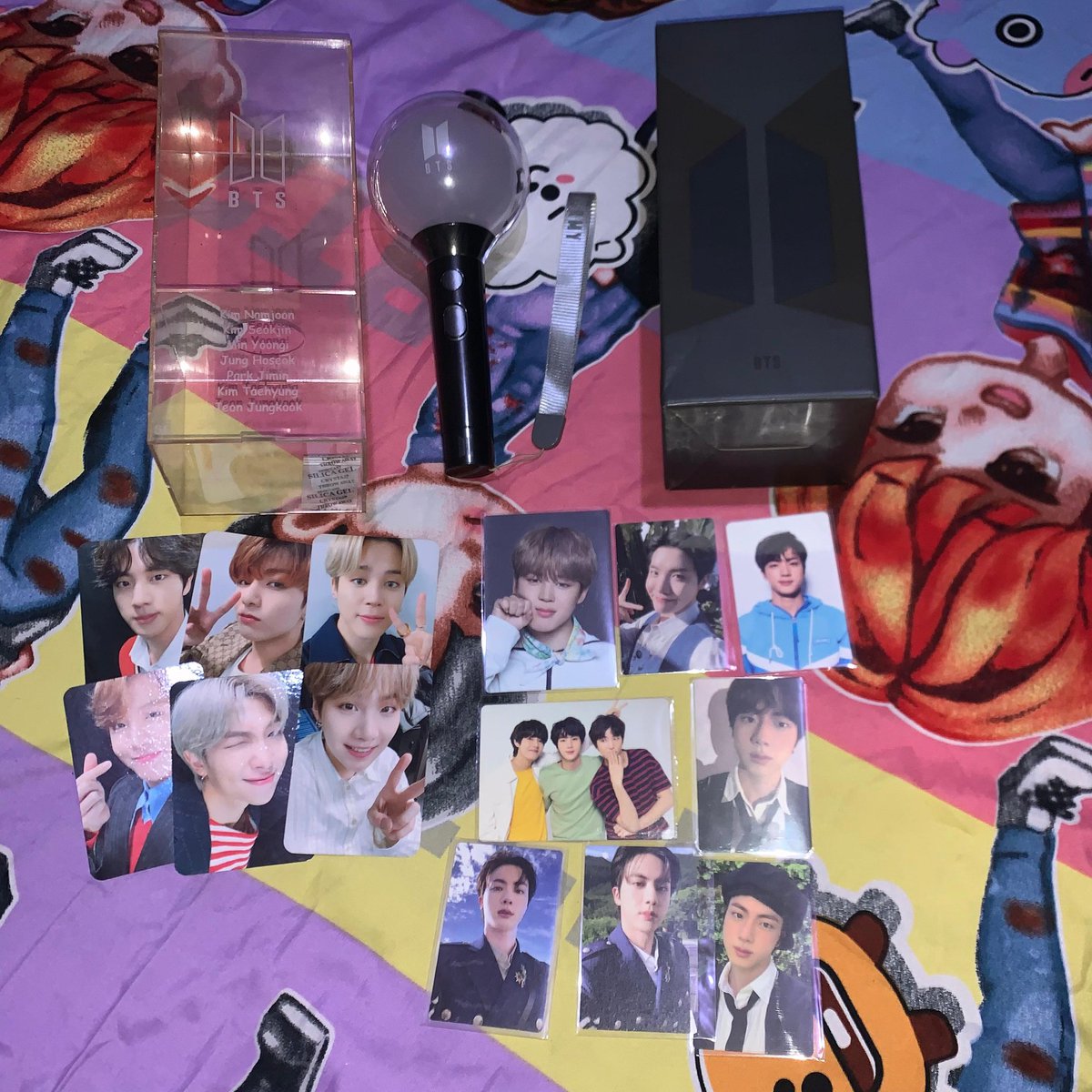 kim_line tweet media