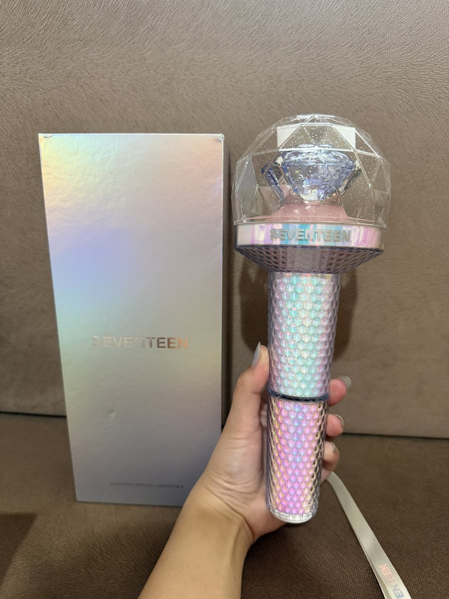 joyseocampo's tweet photo. I finally got the Caratbong Ver. 2 🥹

Thank you @randomDANyou 💗 https://t.co/7FdsKABaq3