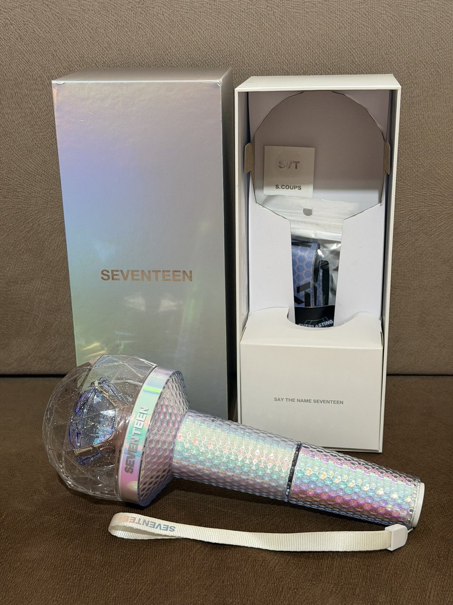joyseocampo's tweet photo. I finally got the Caratbong Ver. 2 🥹

Thank you @randomDANyou 💗 https://t.co/7FdsKABaq3
