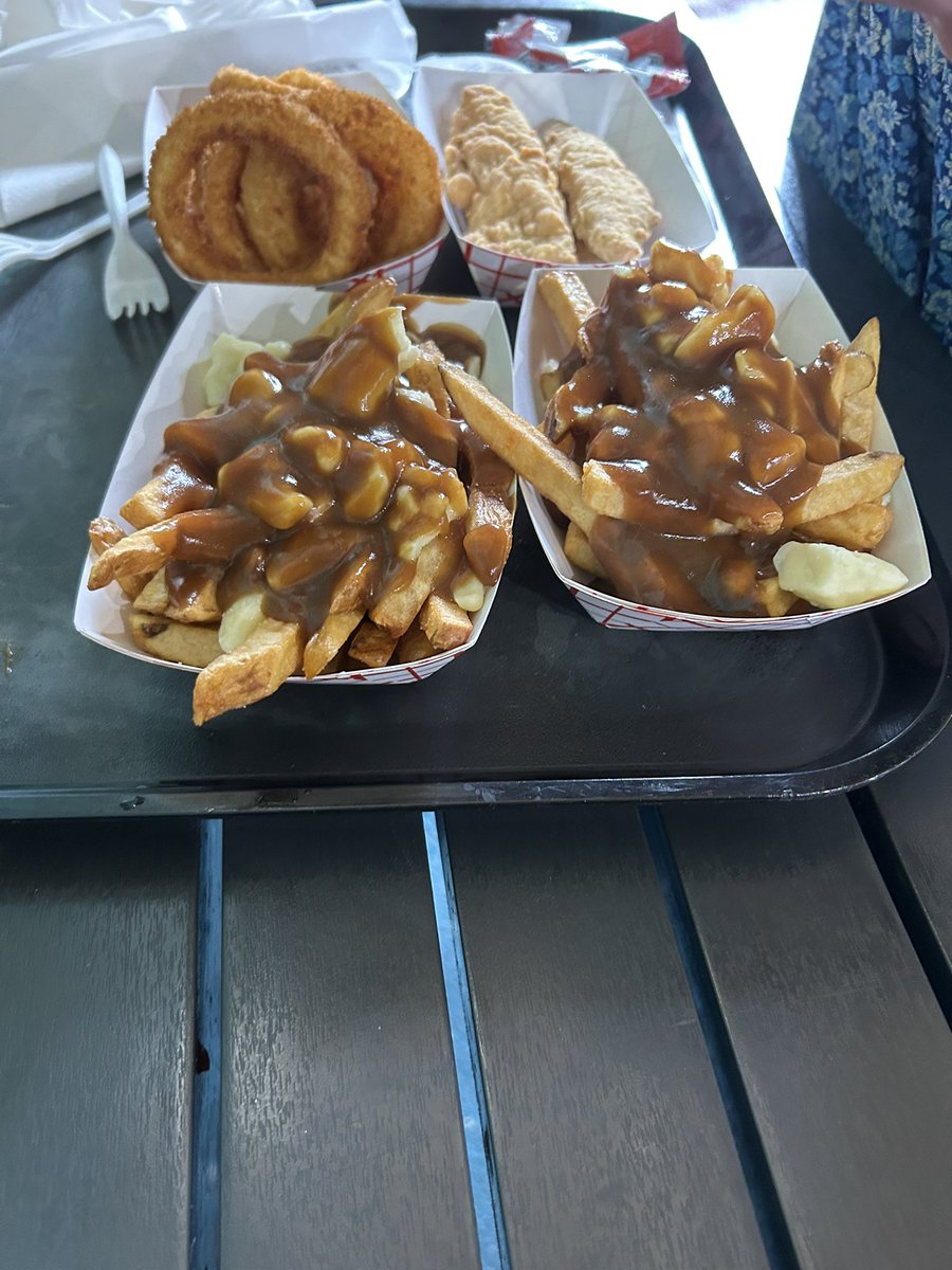 𝓃𝒶𝓋𝒾𝒶♱ tweet media