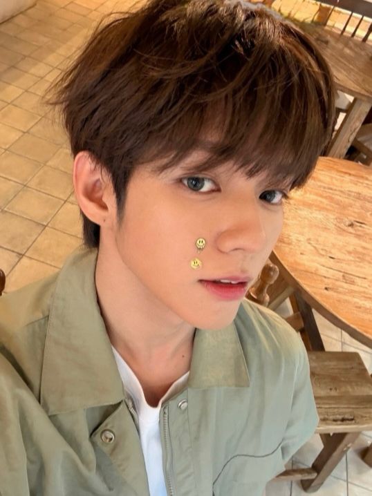 ˚⋆𐙚.aphr✮dité loves JL. tweet media